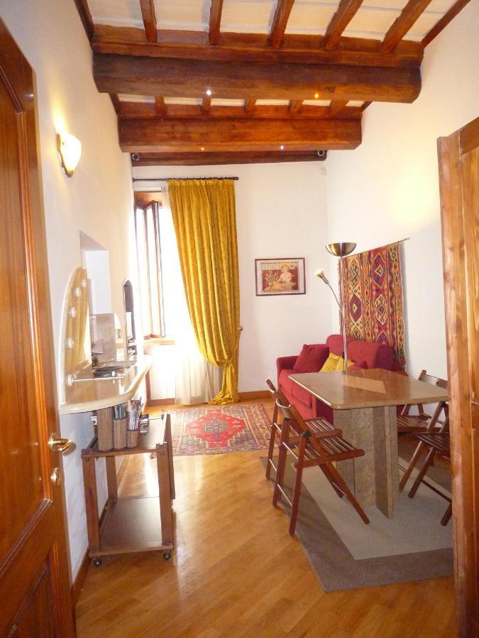 Residenza Mucha Appartamento Roma Camera foto